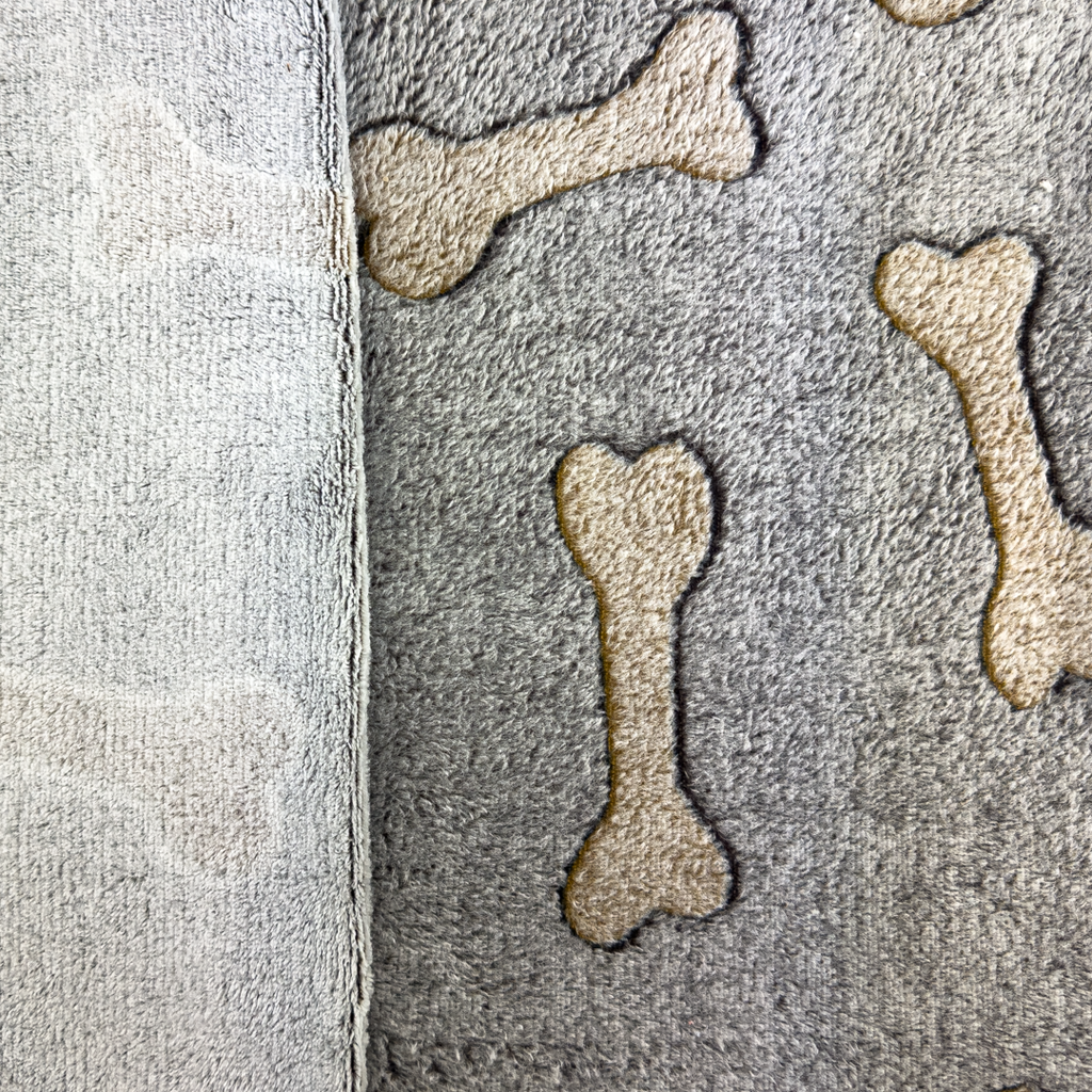 [S1852R] Wellness Fleece Bone And Panda