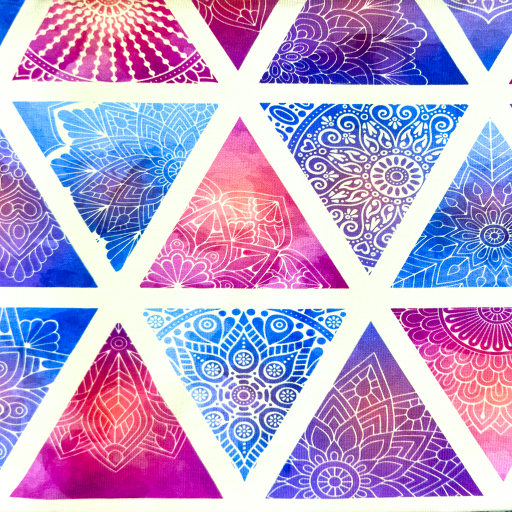 [S1912R] Viscose Lycra Heavy Digital Printed Triangle Mandela