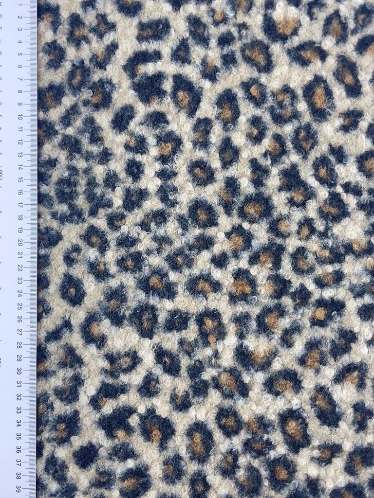 [S2457R] Knitted Bouclé Leopard