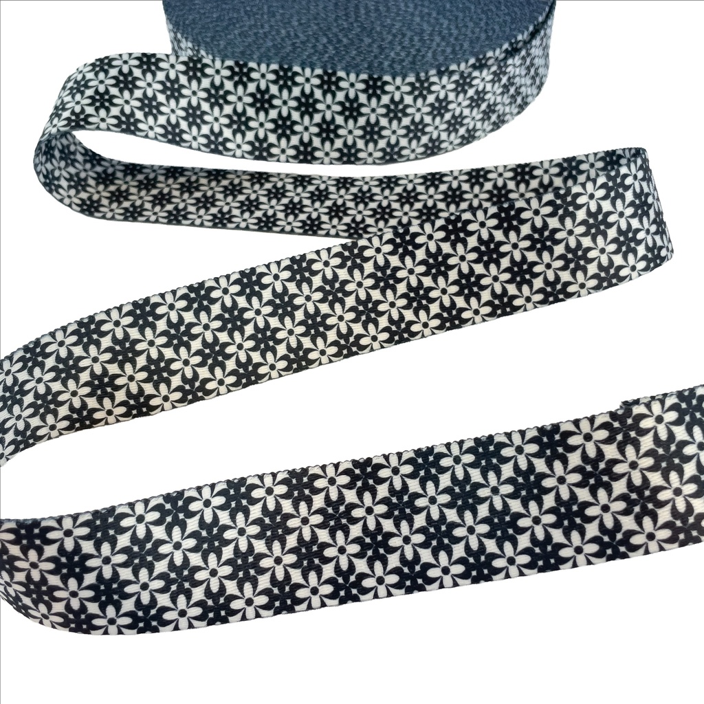 [730R] Webbing Black And White