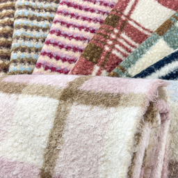 [S2456R] Knitted Bouclé Squares