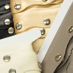 [132R] Ruban Cuir Avec Studs