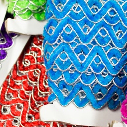 [212R] Chenille Guirnalda Con Plata