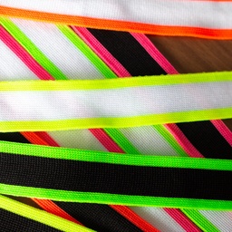 [500R] Lace Neon Border